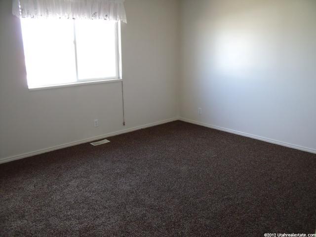 3894 W 4700 S, Roy, UT 84067 — photo 5