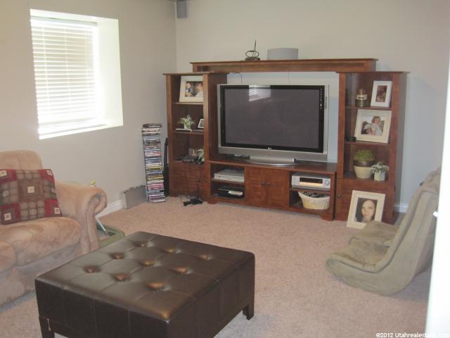 277 E 1900 N, North Ogden, UT 84414 — photo 3