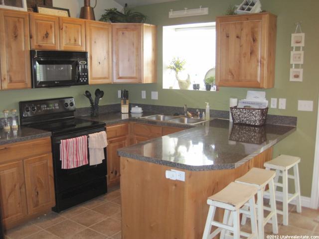 277 E 1900 N, North Ogden, UT 84414 — photo 9