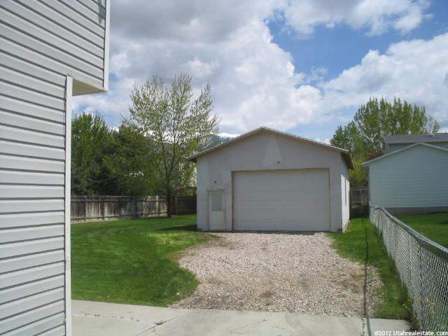 695 S 825 E, Layton, UT 84040 — photo 2