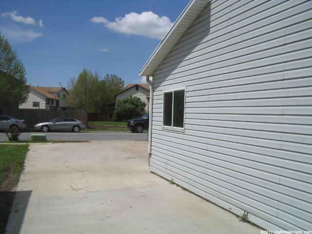695 S 825 E, Layton, UT 84040 — photo 7