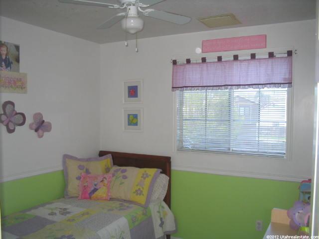 695 S 825 E, Layton, UT 84040 — photo 10