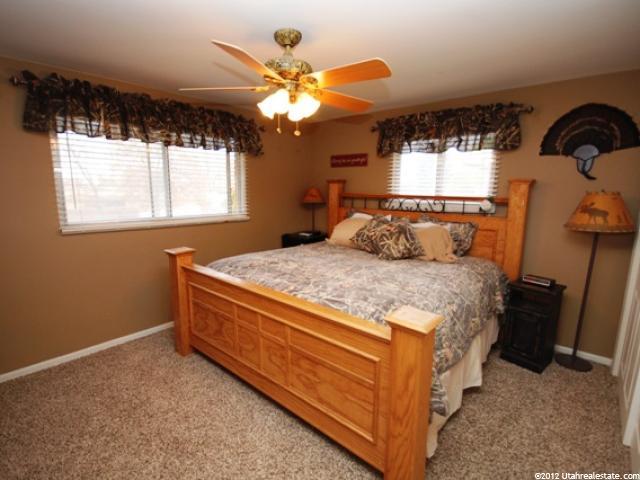 940 S Taylor Ave E, Ogden, UT 84404 — photo 3