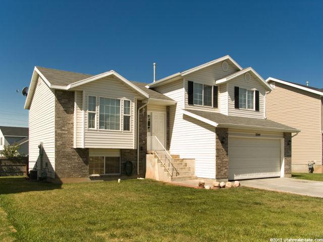 2544 S 200 E, Clearfield, UT 84015 — photo 2
