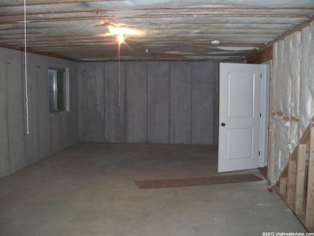 2594 W 775 N, Layton, UT 84041 — photo 10
