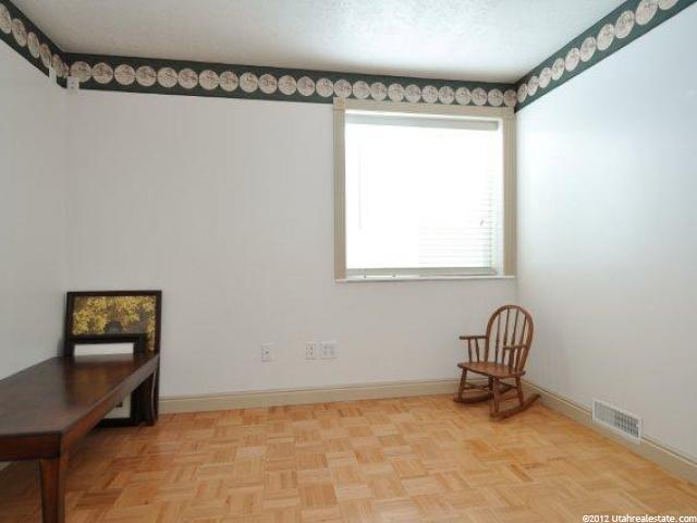 956 E 2675 N, North Ogden, UT 84414 — photo 11