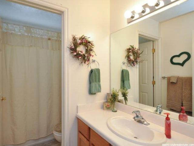 956 E 2675 N, North Ogden, UT 84414 — photo 5