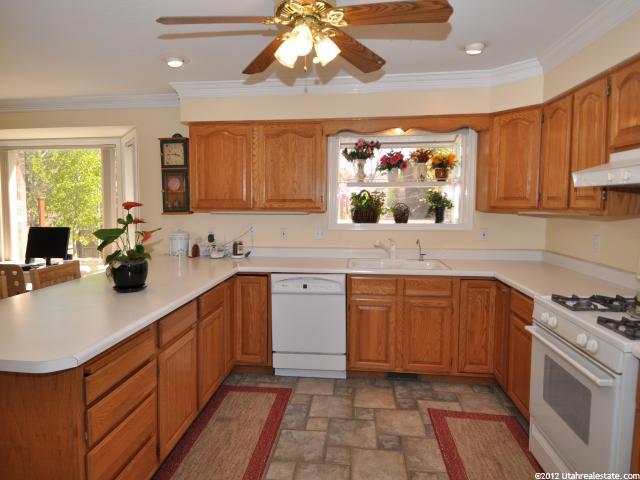 1726 E Wasatch Blvd, Sandy, UT 84092 — photo 7