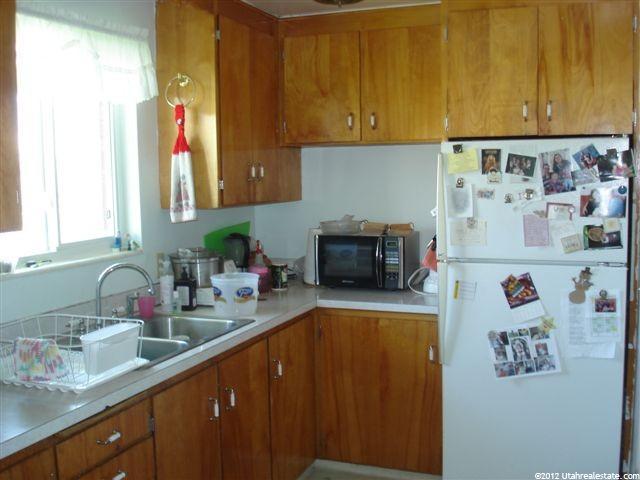685 E Park Dr E, Hyrum, UT 84319 — photo 5