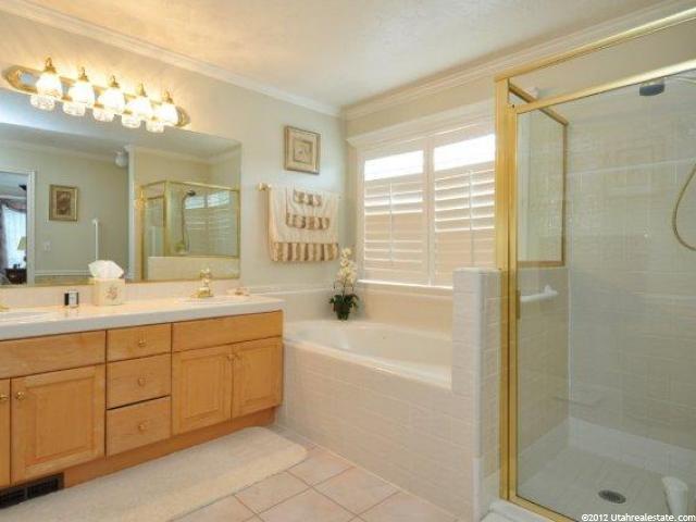 892 E Old Farm Rd N, Fruit Heights, UT 84037 — photo 2