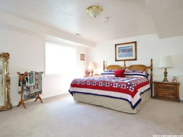892 E Old Farm Rd N, Fruit Heights, UT 84037 — photo 8