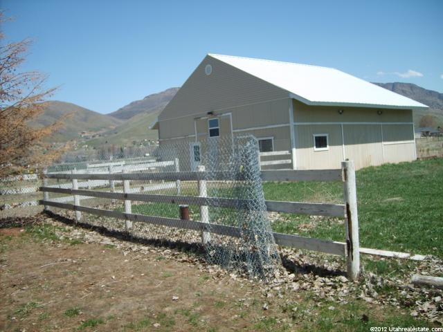 420 S 8600 E, Huntsville, UT 84317 — photo 4