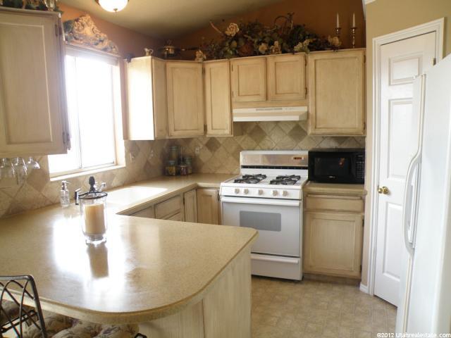 397 E 3550 N, North Ogden, UT 84414 — photo 3