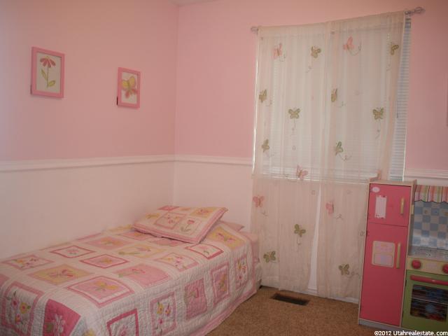 183 E 820 S, Centerville, UT 84014 — photo 12