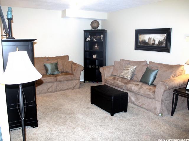 183 E 820 S, Centerville, UT 84014 — photo 5