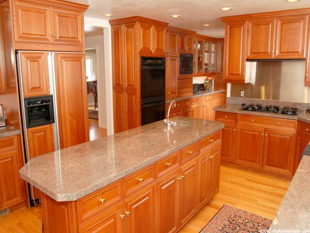 2152 E Creek Rd, Sandy, UT 84093 — photo 12