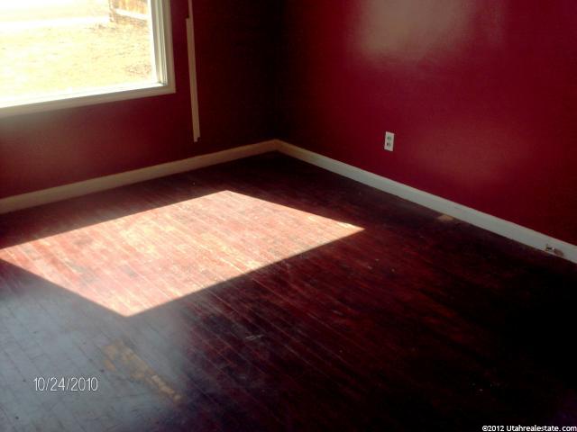 261 E 400 S, Vernal, UT 84078 — photo 4
