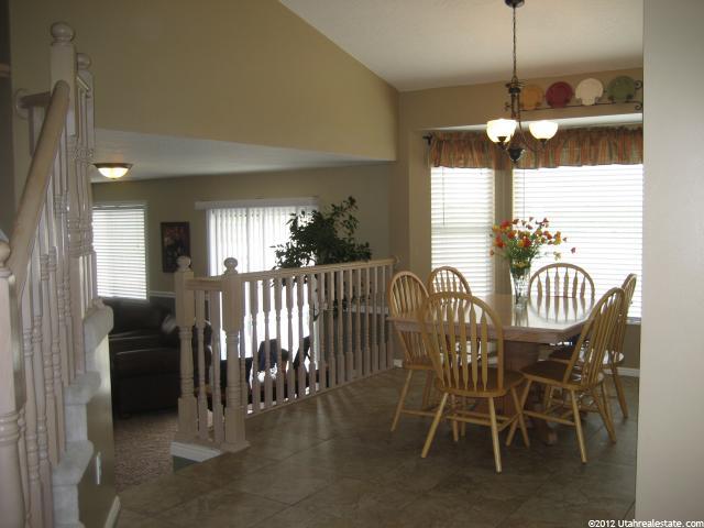 964 E 400 S, Layton, UT 84041 — photo 4