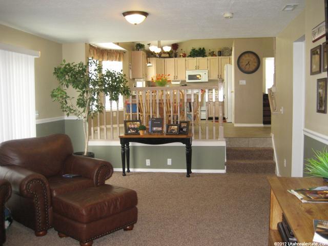 964 E 400 S, Layton, UT 84041 — photo 6