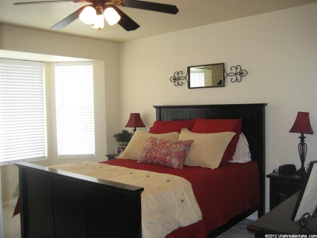 964 E 400 S, Layton, UT 84041 — photo 7