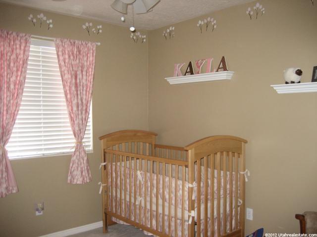 964 E 400 S, Layton, UT 84041 — photo 9