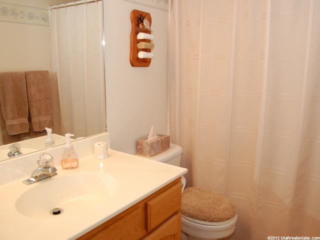 3185 N 1300 E, Layton, UT 84040 — photo 3