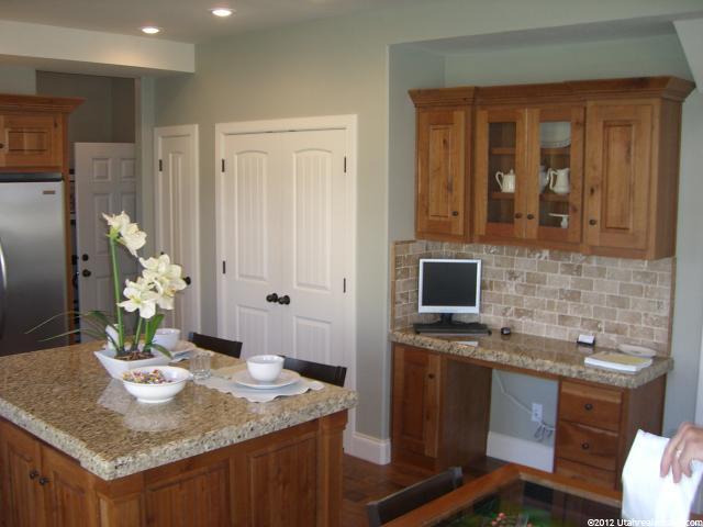 111 E 450 N, Providence, UT 84332 — photo 2