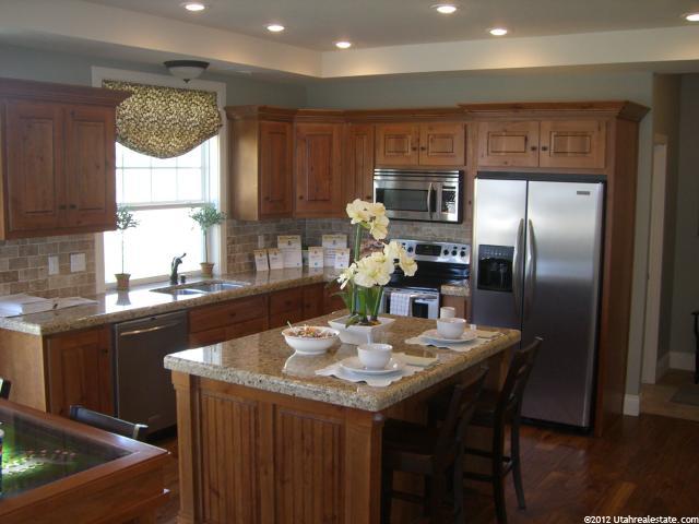 111 E 450 N, Providence, UT 84332 — photo 12