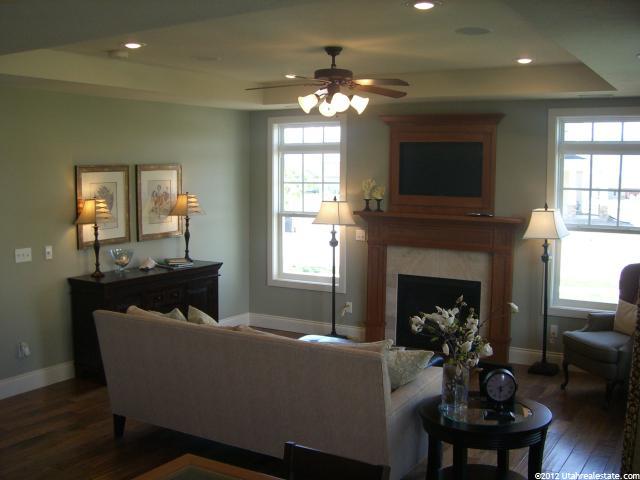 111 E 450 N, Providence, UT 84332 — photo 3
