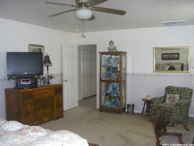 873 W 1570 N, Clinton, UT 84015 — photo 12