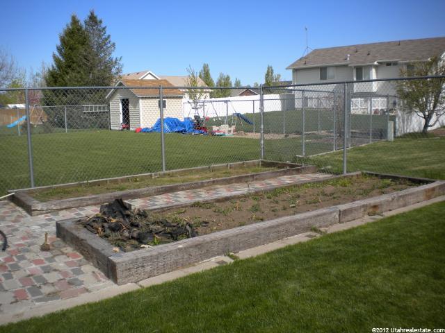 970 W 450 S, Layton, UT 84041 — photo 11