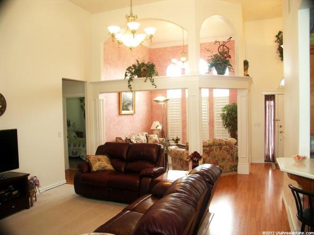 195 N 850 W, Hyrum, UT 84319 — photo 2