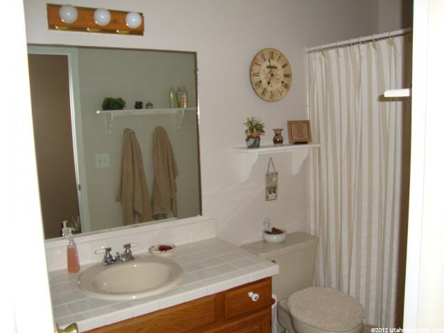 2308 E 2350 N, Layton, UT 84040 — photo 9