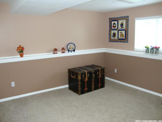 2308 E 2350 N, Layton, UT 84040 — photo 10