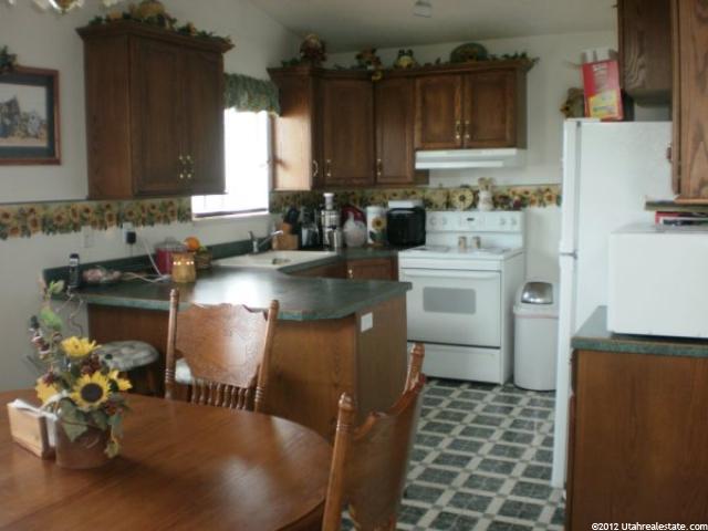 792 S 980 W, Logan, UT 84321 — photo 4