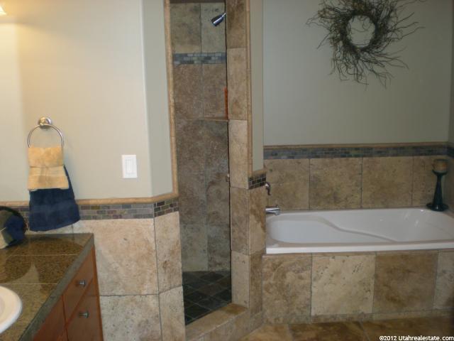 4792 S Jeferson Ave E, South Ogden, UT 84403 — photo 9