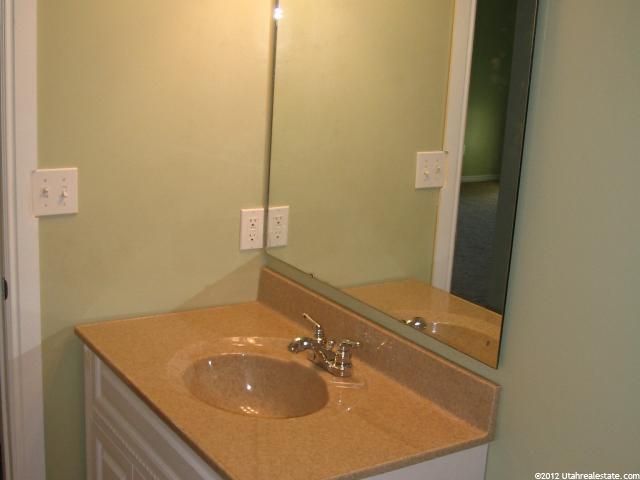 105 E 600 S, Vernal, UT 84078 — photo 7