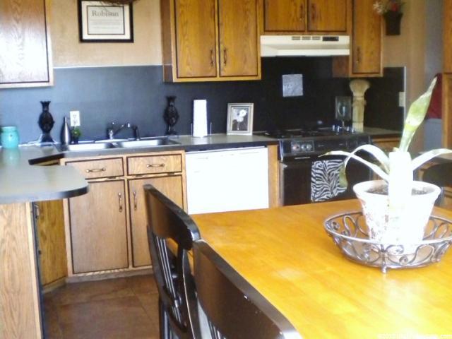 1727 E 2700 S, Roosevelt, UT 84066 — photo 3
