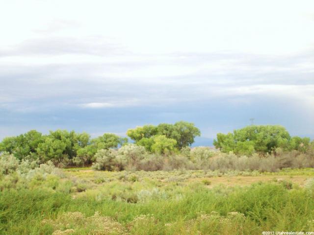 1727 E 2700 S, Roosevelt, UT 84066 — photo 9