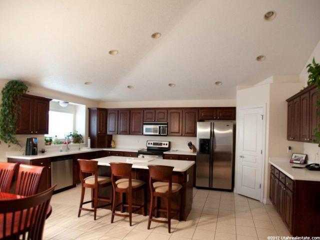 2689 N 1050 E, North Ogden, UT 84414 — photo 8