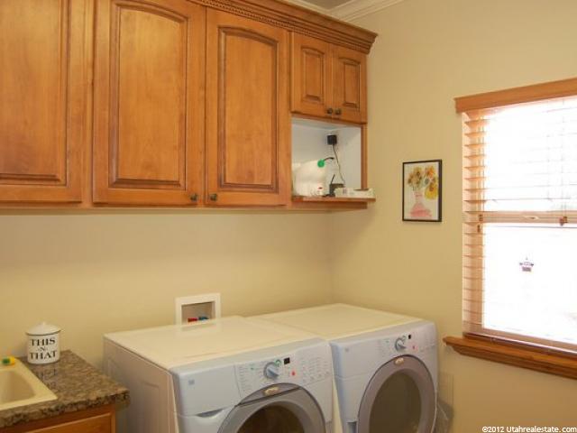 2330 E 3700 N, Layton, UT 84040 — photo 8