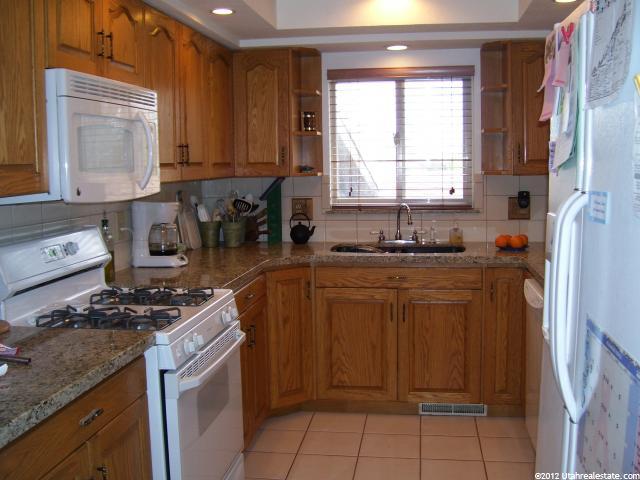 1532 W 1740 N, Clinton, UT 84015 — photo 6