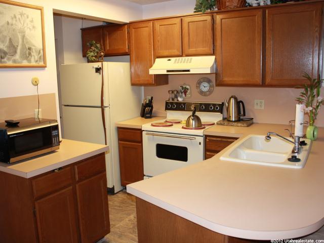 1447 S 1195 E, Ogden, UT 84404 — photo 2