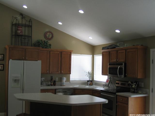 1253 W 2275 S, Syracuse, UT 84075 — photo 11
