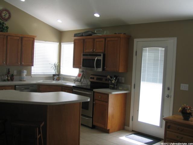 1253 W 2275 S, Syracuse, UT 84075 — photo 10