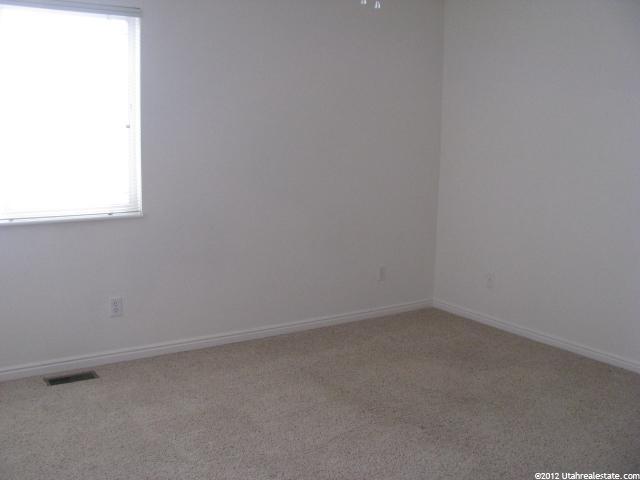 338 E 2350 N, North Ogden, UT 84414 — photo 4
