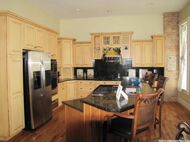 2555 S Jefferson Ave E, Ogden, UT 84401 — photo 9