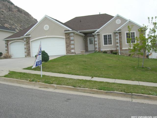 951 E 1510 N, North Ogden, UT 84414