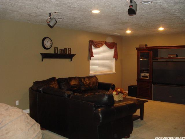 1717 W 2525 S, Syracuse, UT 84075 — photo 11