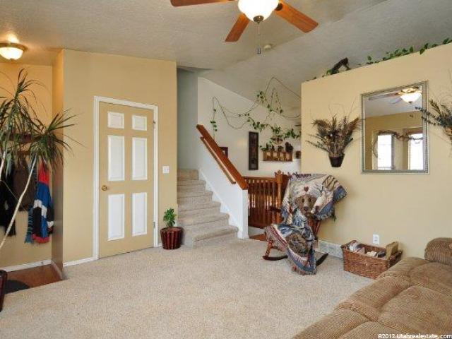 5827 S 4025 W, Roy, UT 84067 — photo 2